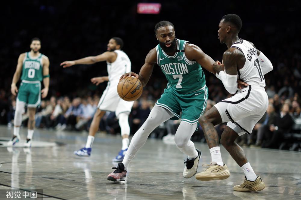 队敲响了警 队敲响了警